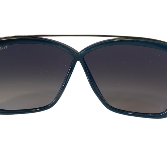 Tom Ford Women’s Sunglasses Green TF455 Oversize Lens Brown Gradient Acetate - Picture 7 of 12